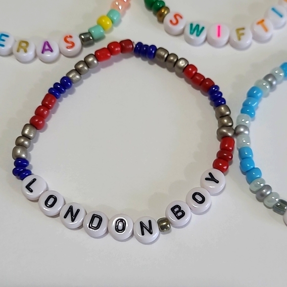 TAYLOR SWIFT BRACELETS - Handmade - Picture 5 of 7